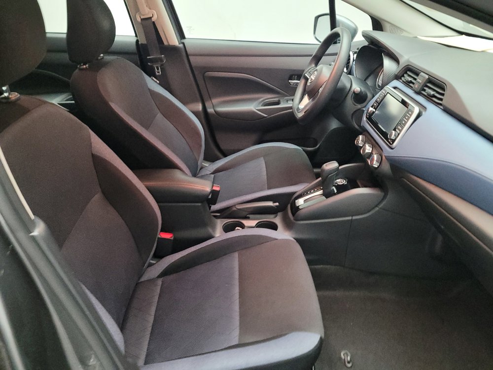 Used 2025 Nissan Versa SV FWD image 21