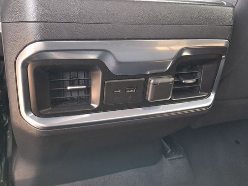 Used 2021 GMC Sierra 1500 Elevation w/ X31 Off-Road Package AWD/4WD image 11