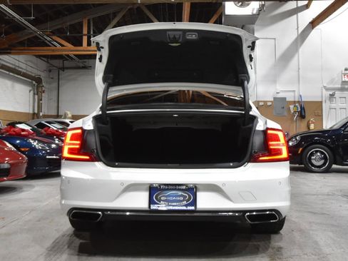 Used 2017 Volvo S90 T6 Momentum w/ Vision Package image 47