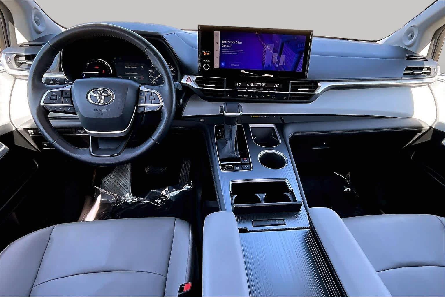 Certified 2025 Toyota Sienna XLE w/ XLE Plus Package AWD/4WD image 15