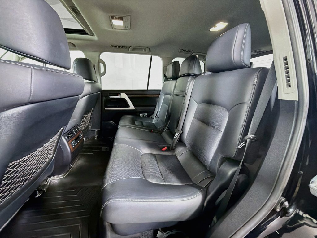 Used 2018 Toyota Land Cruiser w/ Carpet Mat Package AWD/4WD image 20