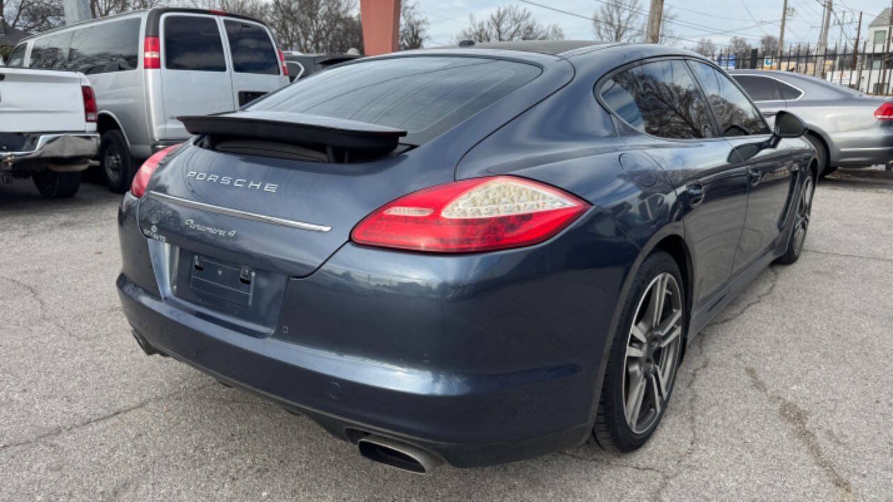 Used 2011 Porsche Panamera RWD image 8