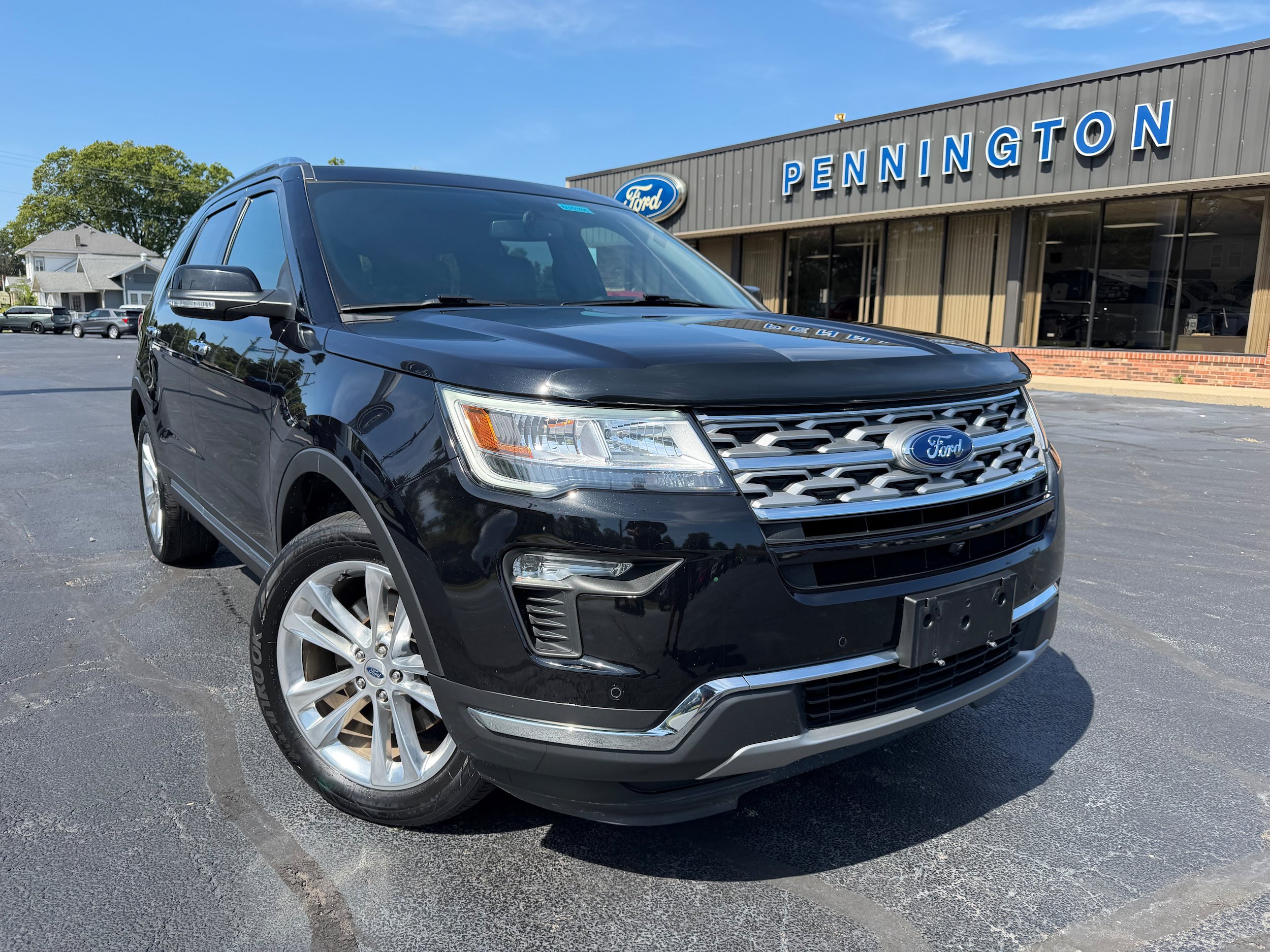Used 2019 Ford Explorer Limited AWD/4WD image 1