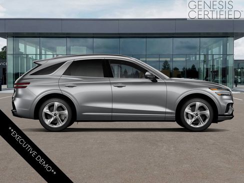 Used 2026 Genesis GV70 2.5T Advanced AWD/4WD image 5