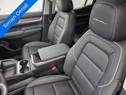 Used 2026 GMC Terrain Denali AWD/4WD image 11