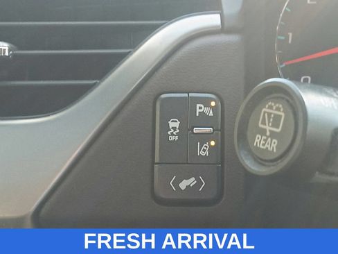 Used 2015 Chevrolet Suburban LTZ AWD/4WD image 29