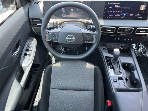 Used 2026 Nissan Sentra SV w/ Floor Mat Package FWD image 13