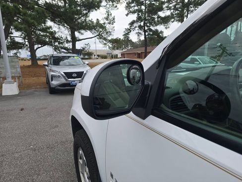 Used 2009 Chevrolet Tahoe LT w/ Luxury Package image 19