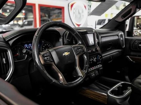 Used 2023 Chevrolet Silverado 3500 High Country AWD/4WD image 15