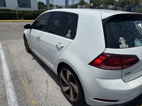 Used 2018 Volkswagen Golf 4-Door FWD image 6