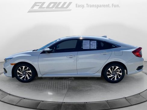 Used 2018 Honda Civic EX image 5