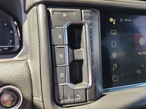 Used 2023 GMC Yukon XL Denali AWD/4WD image 22