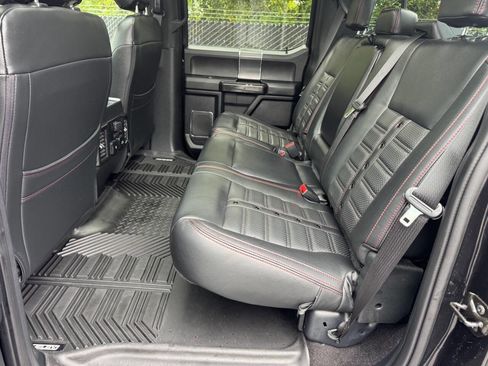 Used 2019 Ford F150 Lariat w/ Equipment Group 502A Luxury AWD/4WD image 14