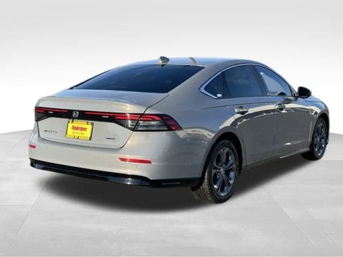Used 2023 Honda Accord EX-L image 7