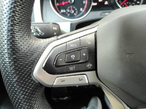 Used 2021 Volkswagen Atlas SE w/ Panoramic Sunroof Package AWD/4WD image 39