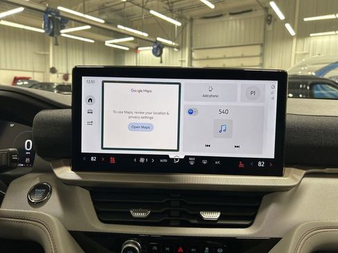 New 2026 Ford Explorer Active w/ Active Comfort Package image 15