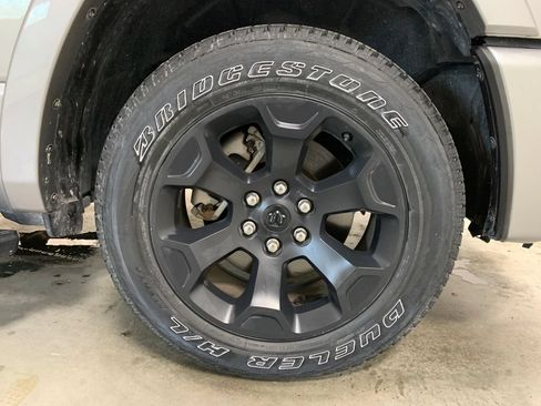 Used 2025 RAM 1500 Big Horn AWD/4WD image 27
