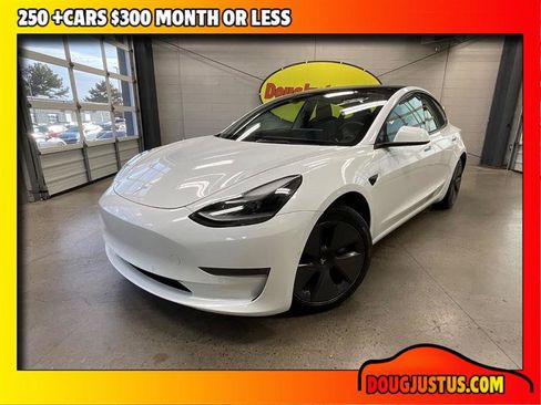 Used 2022 Tesla Model 3 Long Range image 1