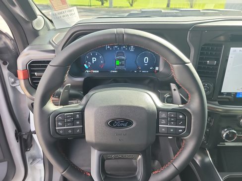 Used 2025 Ford F150 Raptor AWD/4WD image 26