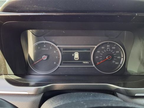 Used 2021 Kia Sorento S image 12