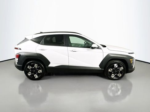 Used 2025 Hyundai Kona SEL FWD image 7