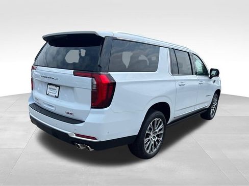 New 2026 GMC Yukon XL Denali w/ Sun & Power Step Package AWD/4WD image 6