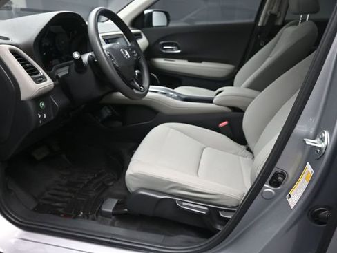 Used 2022 Honda HR-V EX image 17