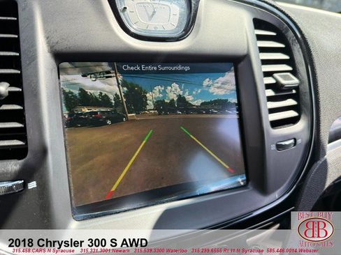 Used 2018 Chrysler 300 S AWD/4WD image 26
