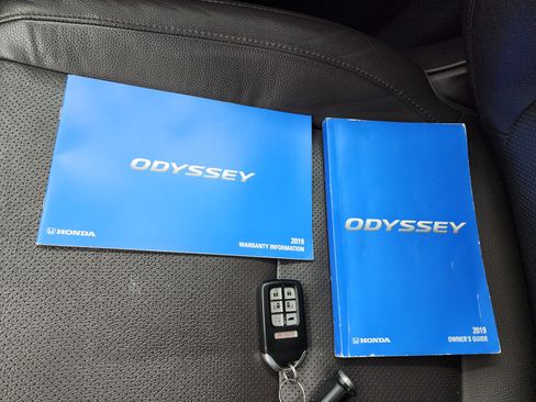 Used 2019 Honda Odyssey Elite image 60