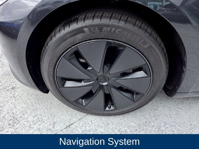 Used 2025 Tesla Model 3 Long Range RWD image 8