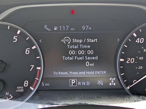 Used 2025 Nissan Frontier SV AWD/4WD image 15