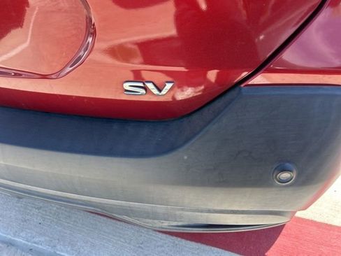 Used 2020 Nissan Kicks SV image 4