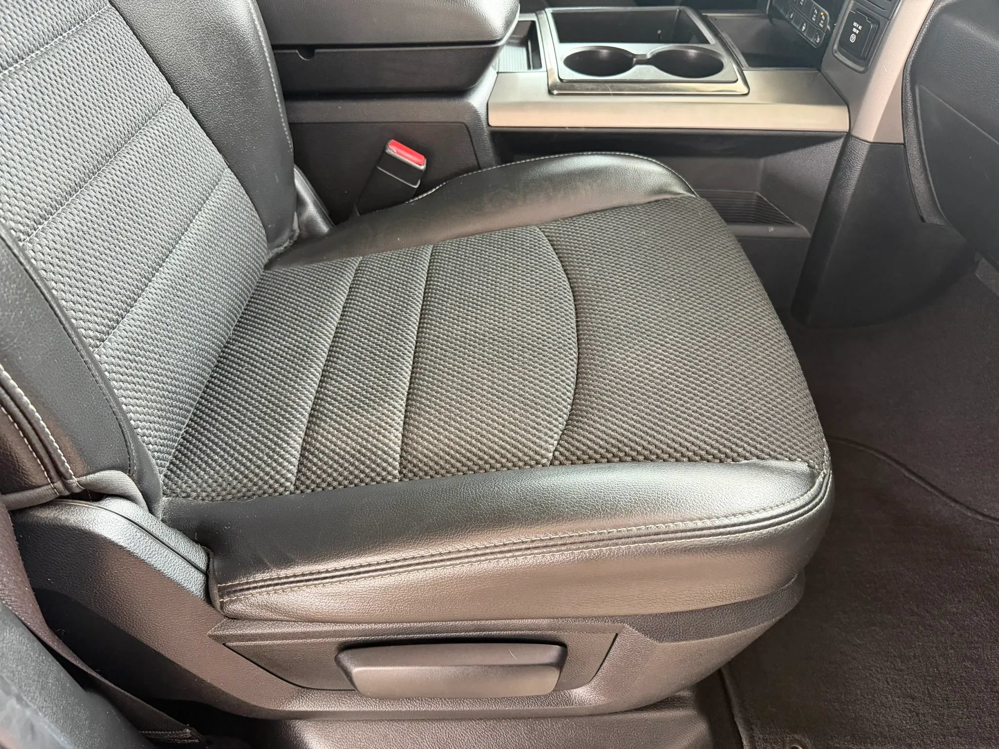 Used 2014 RAM 1500 Sport w/ Remote Start & Security Group AWD/4WD image 10