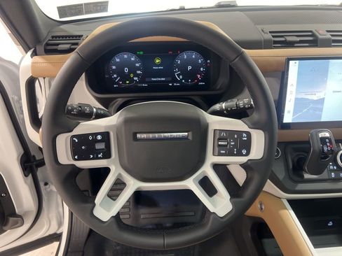 Used 2025 Land Rover Defender 110 S AWD/4WD image 14