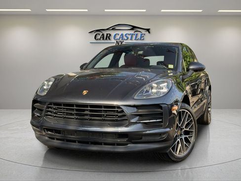 Used 2020 Porsche Macan AWD/4WD image 2