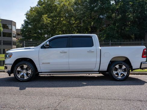 Used 2023 RAM 1500 Laramie AWD/4WD image 9