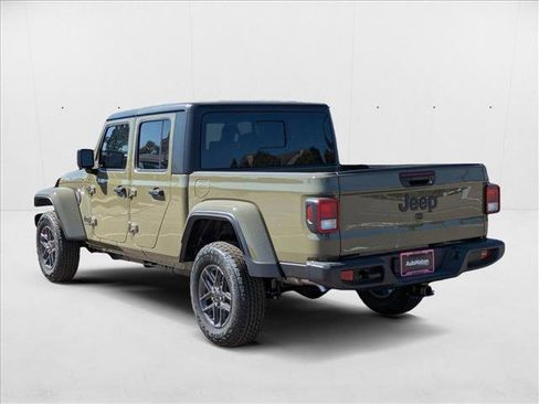 New 2025 Jeep Gladiator Sport image 9