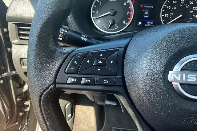 Used 2025 Nissan Sentra S FWD image 10