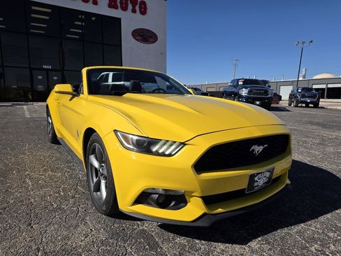 Used 2017 Ford Mustang Convertible w/ Equipment Group 051A RWD image 1