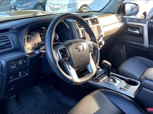 Used 2022 Toyota 4Runner TRD Sport image 16