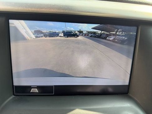 Used 2021 GMC Acadia SLT FWD image 9