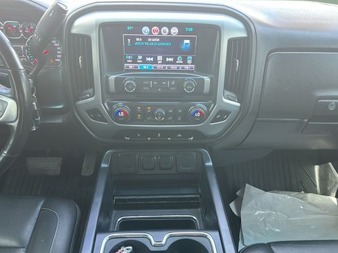Used 2018 GMC Sierra 2500 SLT AWD/4WD image 12