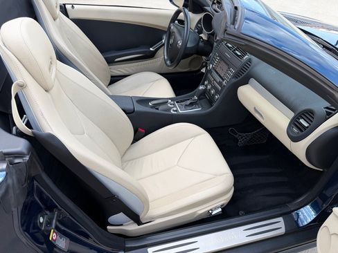 Used 2005 Mercedes-Benz SLK 350 image 14