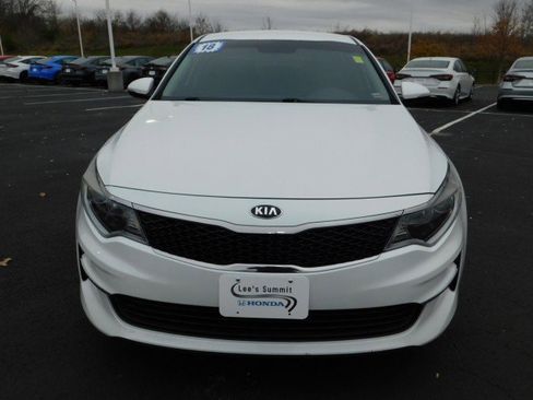 Used 2018 Kia Optima LX w/ 17" Alloy Wheels Package image 9