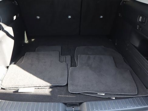 Used 2025 MAZDA CX-50 AWD 2.5 Hybrid w/ Premium Pkg image 23