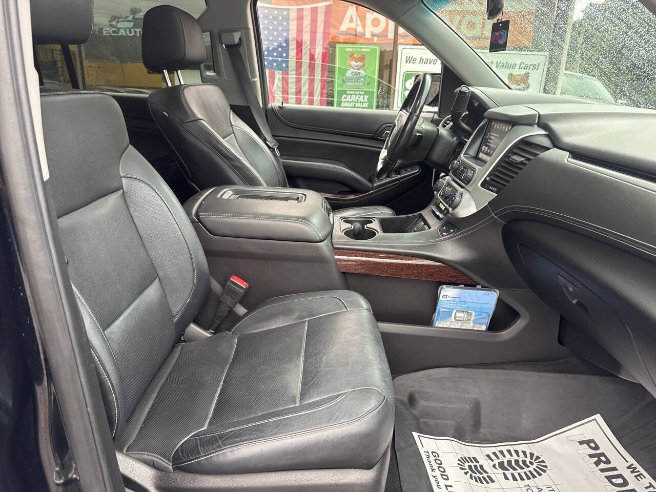 Used 2016 GMC Yukon XL SLT w/ Open Road Package AWD/4WD image 9