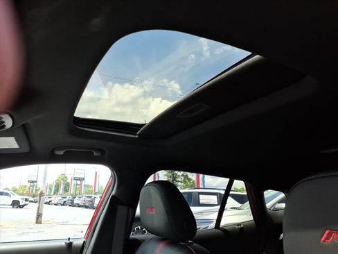 New 2026 Chevrolet Trax RS w/ Sunroof Package FWD image 11