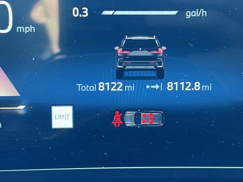 Certified 2024 BMW X1 xDrive28i w/ Premium Package image 22