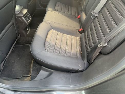 Used 2016 Ford Fusion SE FWD image 13