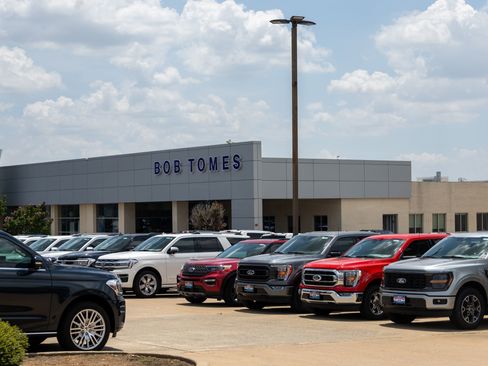 Used 2024 Ford F350 Platinum image 43